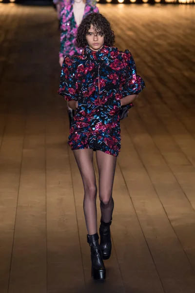 Look 68